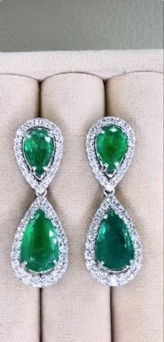 Contemporary 18K Gold Emerald & Diamond Chandelier Earrings, 11ct