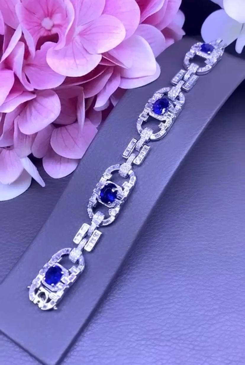 AIG Certified 11.10 Carats Ceylon Sapphires  5.94 Ct Diamonds 18K Gold Bracelet  For Sale 2