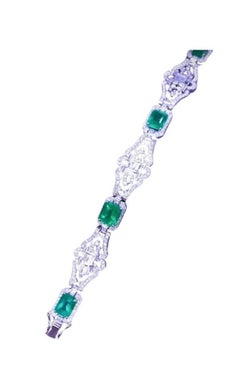 AIG Certified 11.50 Carats Zambian Emeralds  4.40 Ct Diamonds 18K Gold Bracelet