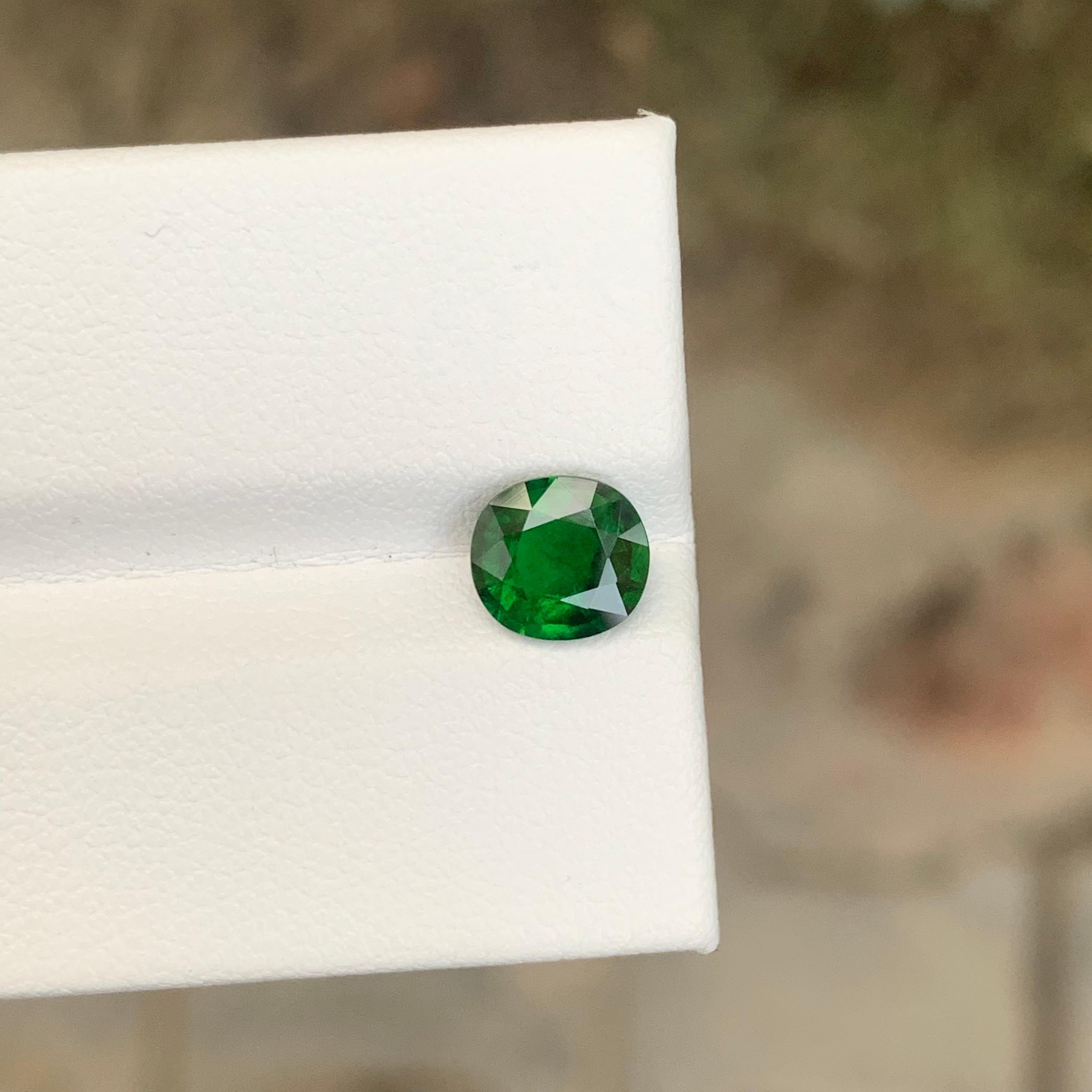 Arts and Crafts Gemma con taglio a cuscino certificata AIG da 1.17 carati di granato tsavorite naturale sfuso in vendita