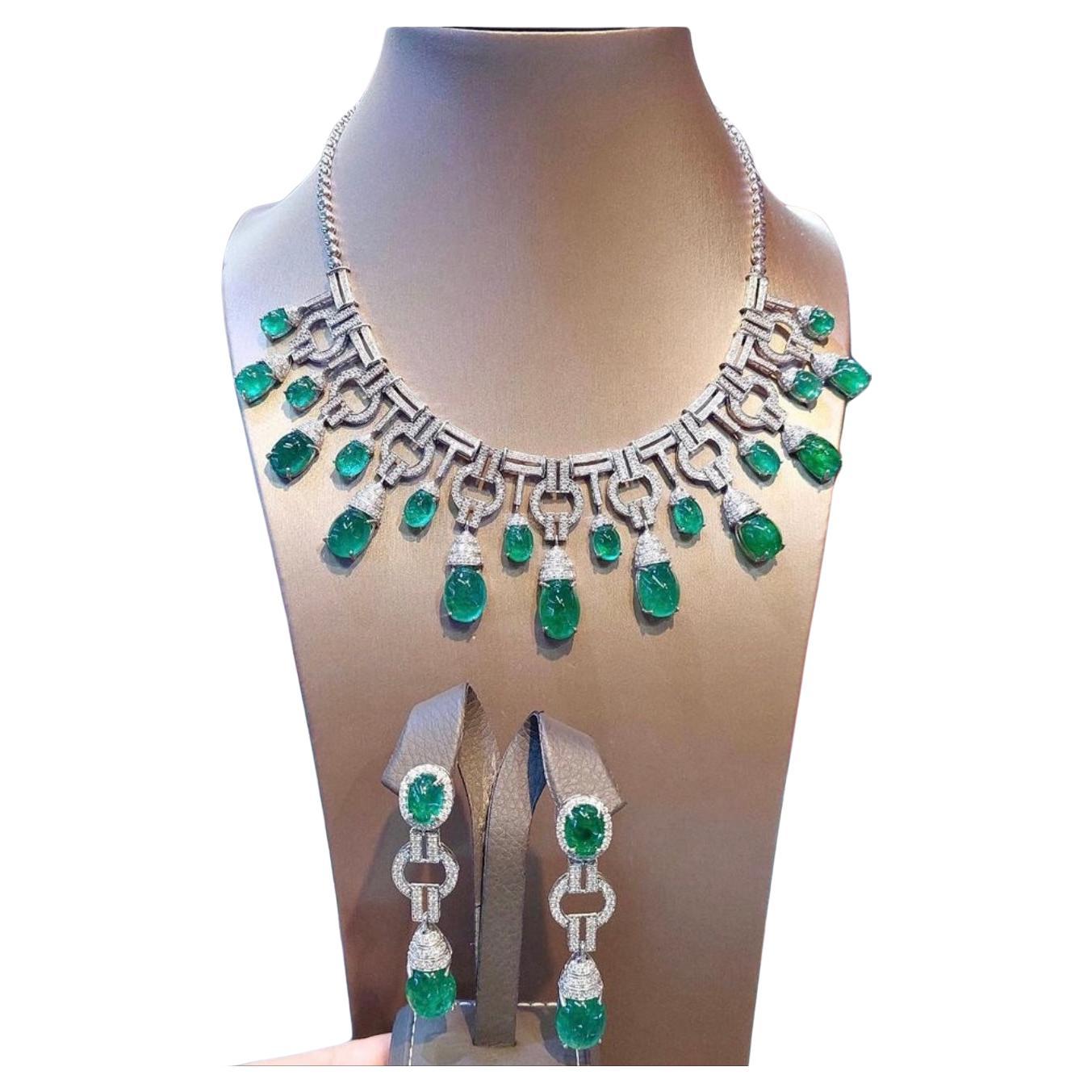 AIG Certified 118.61 Ct Zambian Emeralds  10.48 Ct  Diamonds 18k Gold Necklace  For Sale