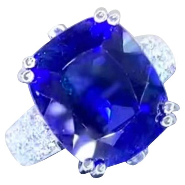 AIG Certified 12.00 Carat Tanzanite Diamonds 18K Gold Ring
