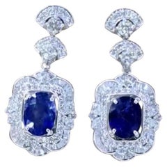 Orecchini in oro 18 carati con zaffiri di Ceylon certificati AIG 12,00 carati e diamanti 4,90 carati