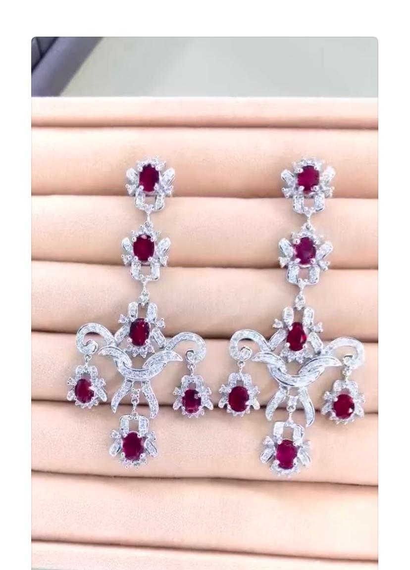 AIG Certified 12.00 Ct Siamese Rubies 2.40 Ct Diamonds 18K Gold Earrings In New Condition For Sale In Massafra, IT