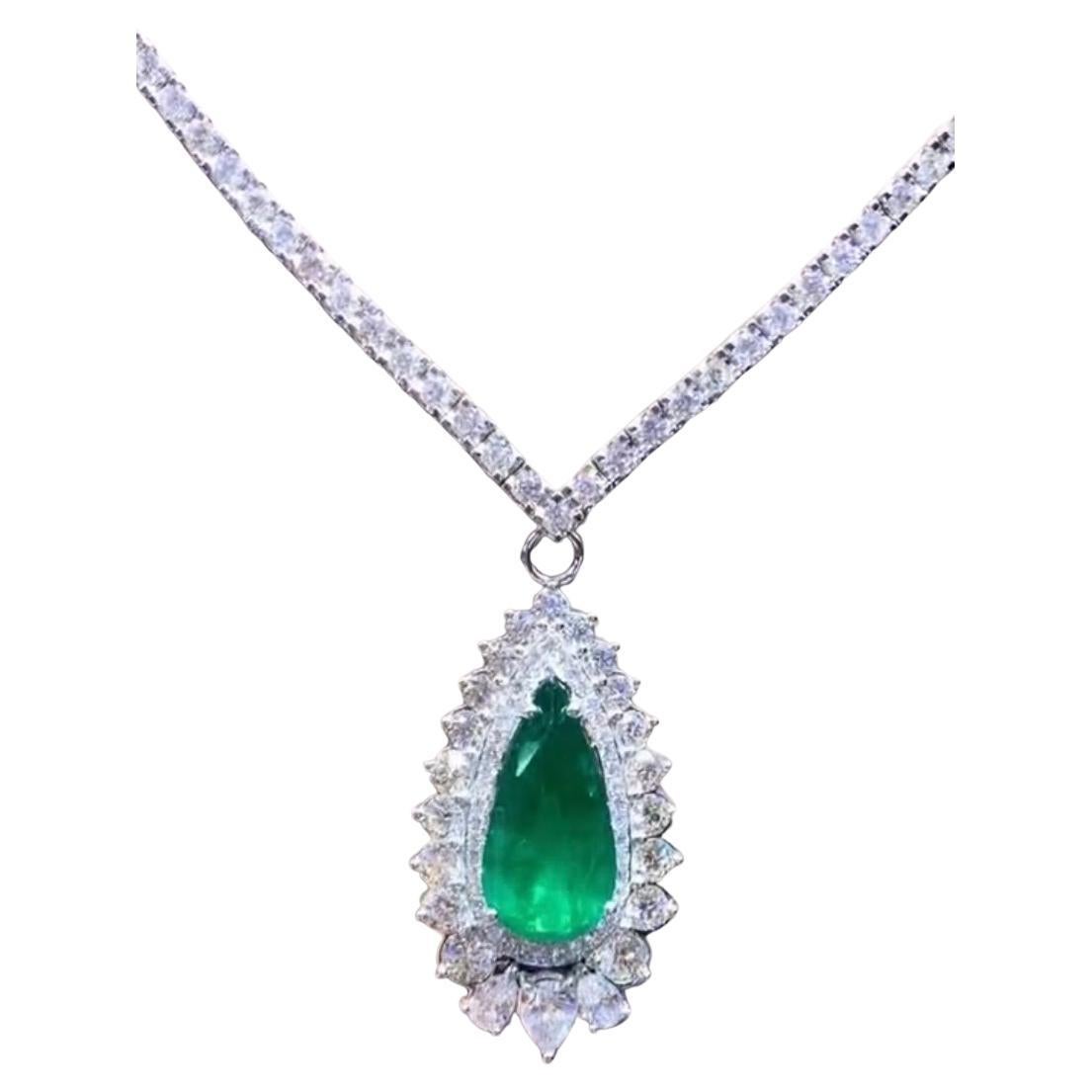 AIG Certified 12.00 Ct Zambian Emerald 5.60 Ct Diamonds 18K Gold Pendant