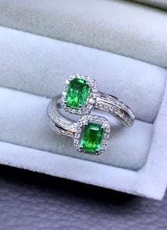 AIG Certified 1.21 Ct Zambian Emeralds  Diamonds 18k Gold Contraire Ring
