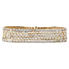AIG certified 12.25 carat diamond yellow gold 18 carat bracelet 
