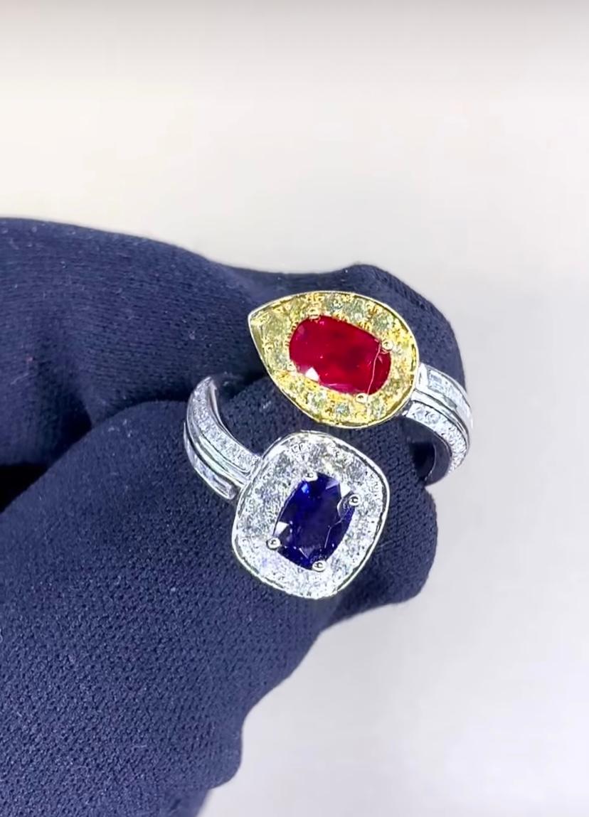 AIG Certified 1.30 Ct Diamonds  1.25 Ct No heated Ruby 1.15 Ct Sapphire Ring In New Condition For Sale In Massafra, IT