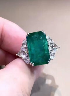 IGI Certified 13.00 Cts Zambian Emerald GIA Certified 2.00 Ct Diamonds Gold Ring