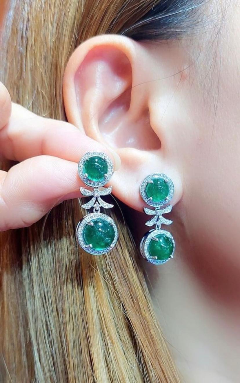 AIG Certified 13.18 Carats Zambian Emeralds Diamonds 18K Gold Earrings  For Sale 1