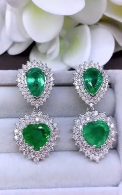 AIG Certified 14.90 Ct Zambian Emeralds  3.90 Ct Diamonds 18k Gold Earrings