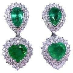 Esmeraldas de Zambia certificadas AIG de 14.90 ct  Pendientes de oro de 18 quilates con diamantes de 3,90 quilates