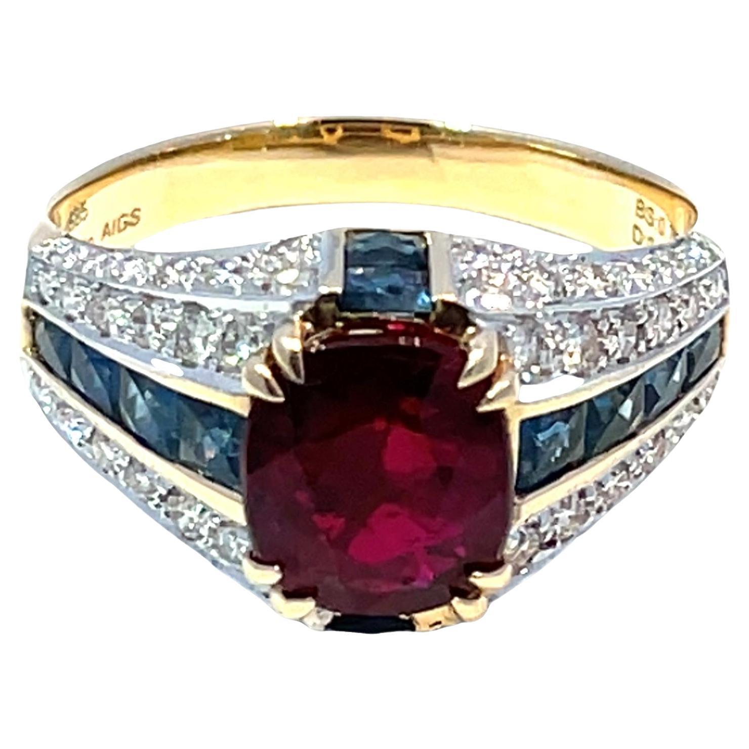 AIG Certified 14k Yellow Gold Ruby 
Diamond Cocktail Ring im Angebot
