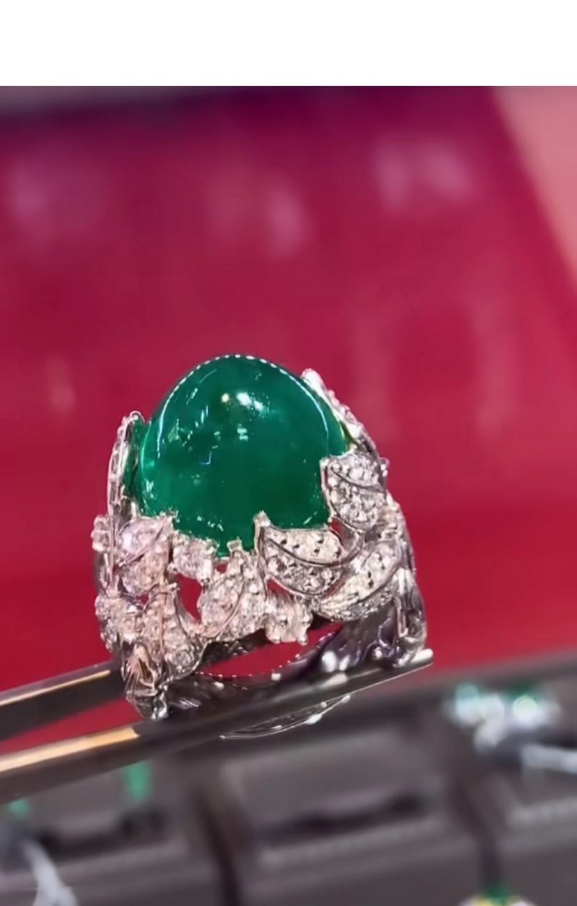 AIG Certified 15.00 Carats Natural Zambian Emeralds  Diamonds 18k Gold Ring For Sale 4