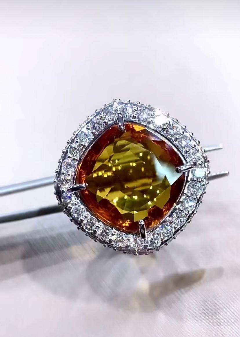 An esclusive and rarest and most expensive Orange Sapphire ring , is so desirable color in the next spring/summer season. Adorn your hands and adds a touch of class and grace on your look.
Stunning ring come in 18K gold with a Natural Orange