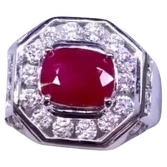 AIG Certified 1.51 Carat Burmese Ruby  1.52 Ct Diamonds 18k Gold Ring