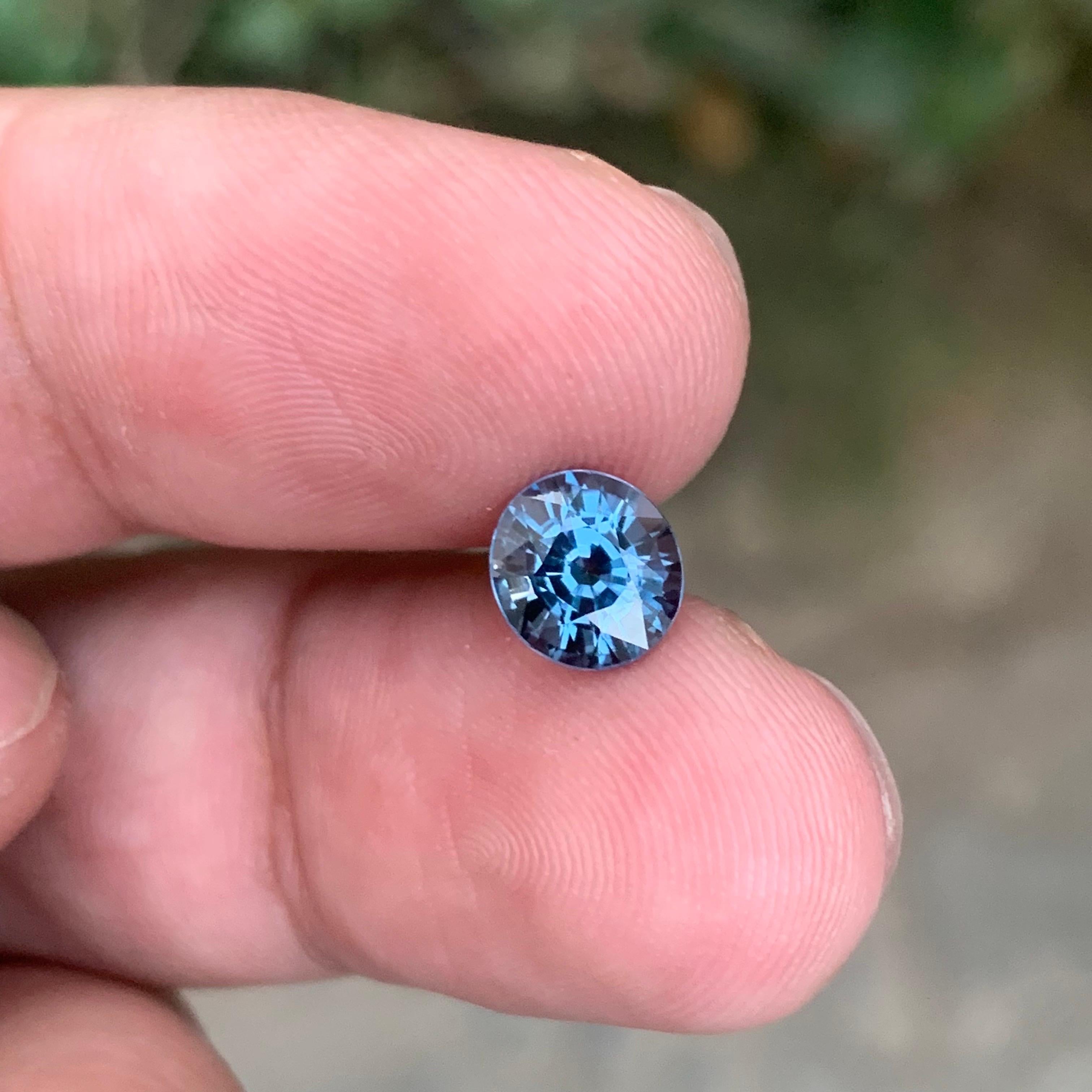 AIG zertifiziert 1,53 Karat natürlichen lose Kobalt Spinell Edelstein aus Tansania im Angebot 6