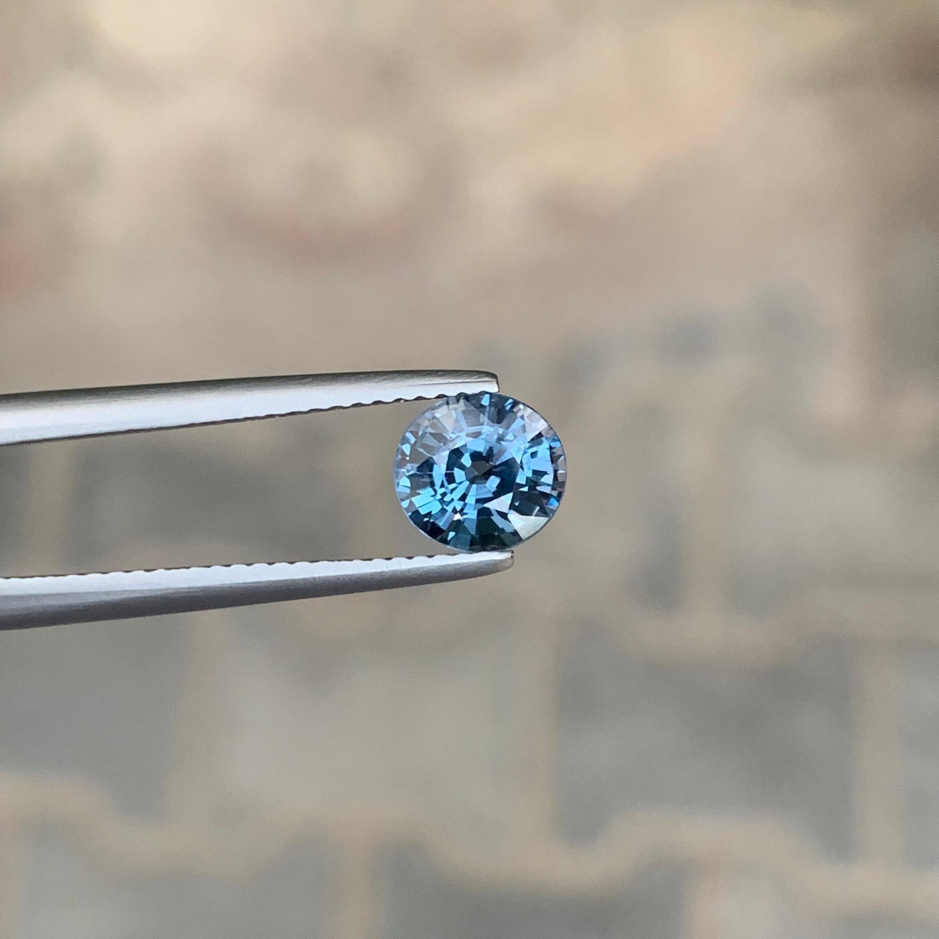 AIG zertifiziert 1,53 Karat natürlichen lose Kobalt Spinell Edelstein aus Tansania im Angebot 1