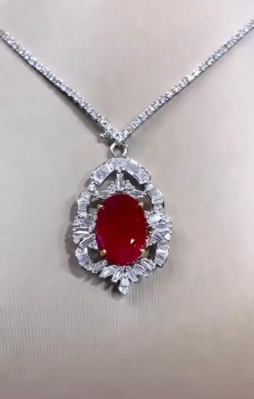 AIG Certified 15.80 Carats Burma Ruby  2.80 Ct Diamonds 18K Gold Pendant  For Sale 1