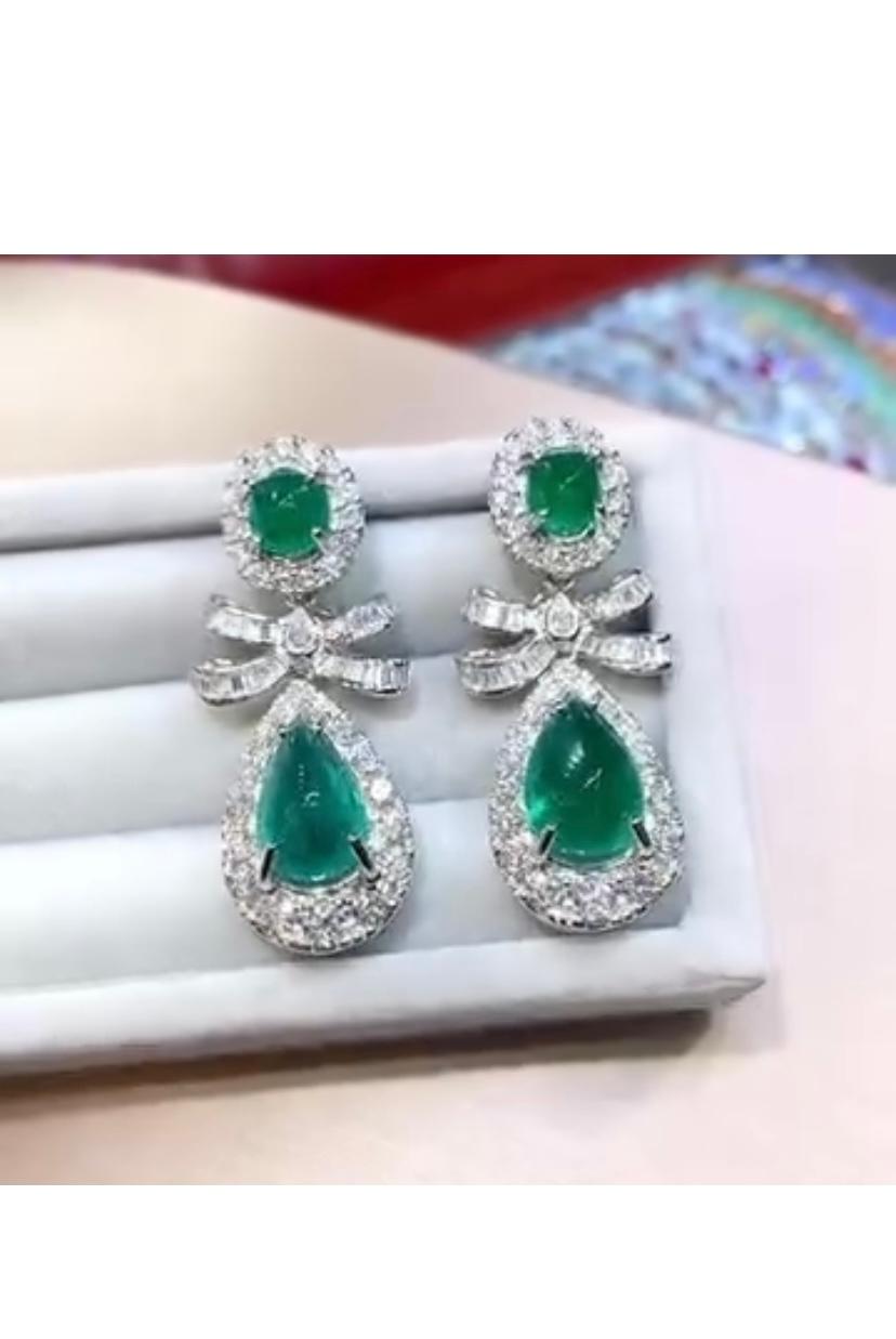 da uomo o donna Smeraldi dello Zambia da 16,00 carati certificati AIG 5,60  Orecchini in oro 18k con diamanti Ct in vendita