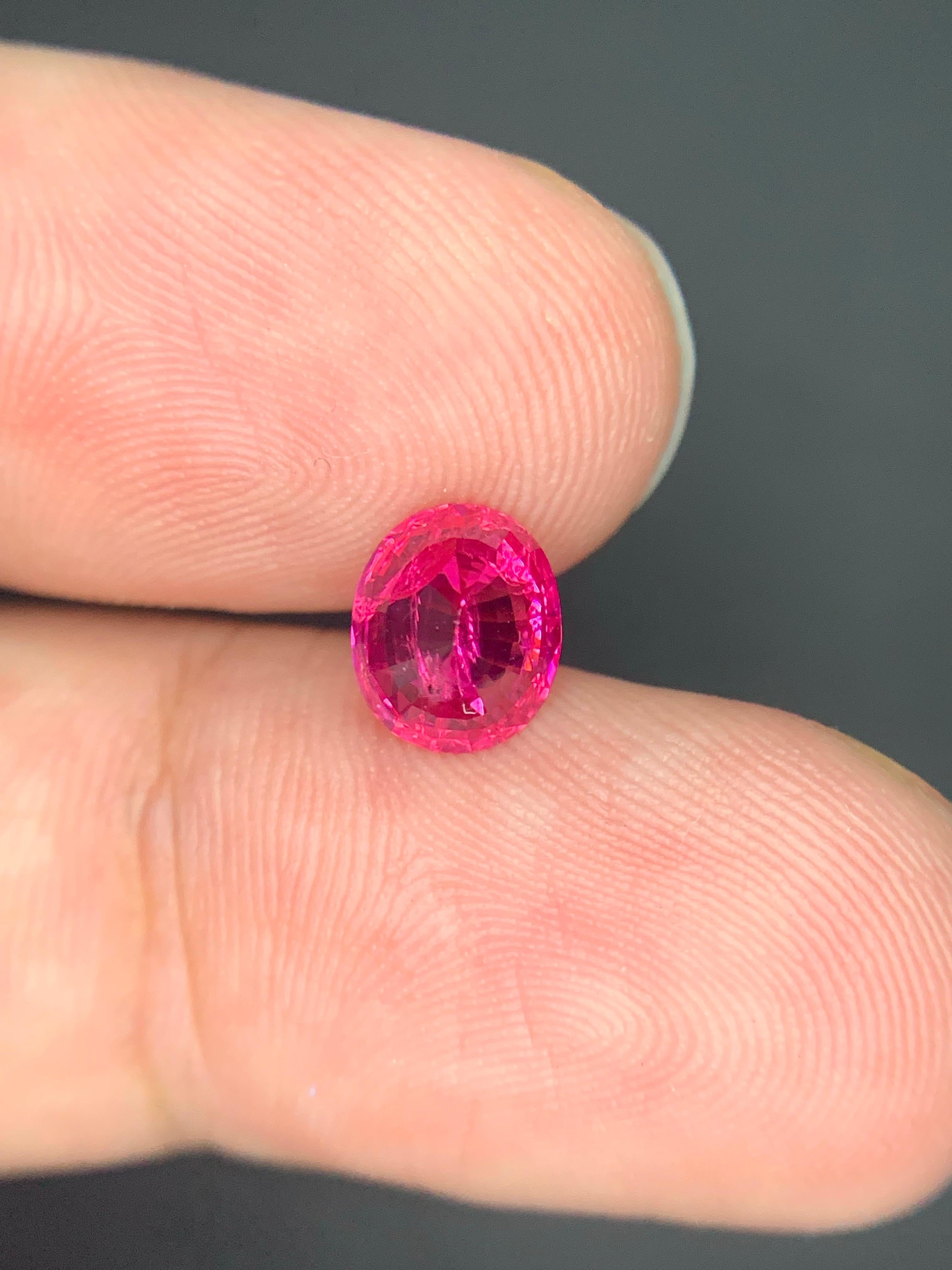 AIG zertifiziert 1,62 Karat natürlichen losen Mahenge Spinell Oval Form Edelstein im Angebot 6