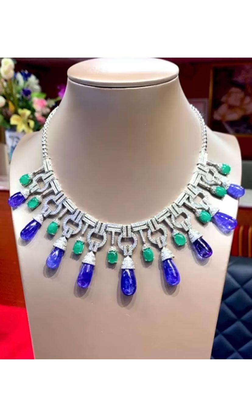 Cabochon AIG certified 166.42 Ct Tanzanites  Emeralds 19.76 Ct Diamonds 9.48 Ct Necklace  For Sale