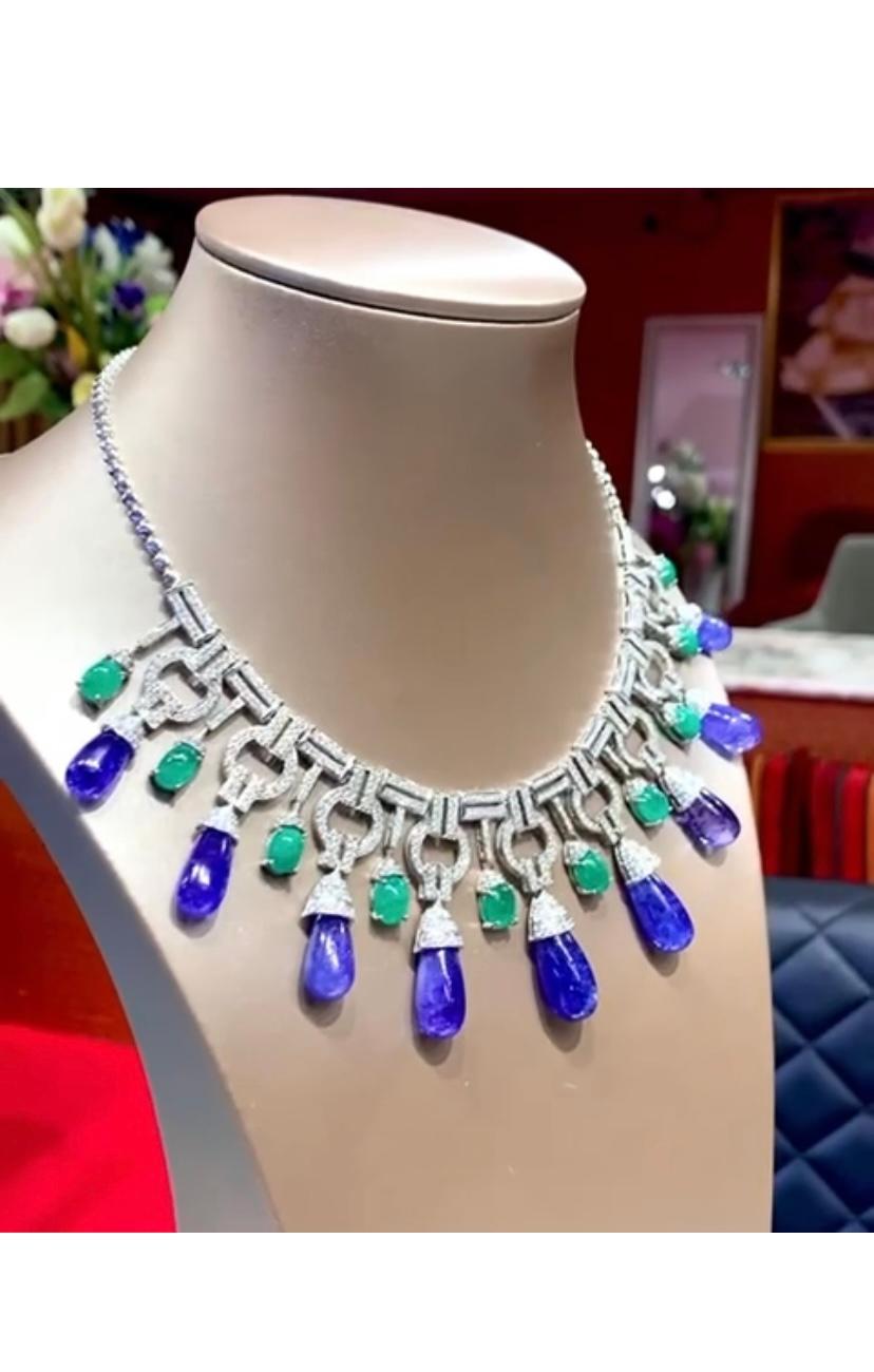 Women's AIG certified 166.42 Ct Tanzanites  Emeralds 19.76 Ct Diamonds 9.48 Ct Necklace  For Sale