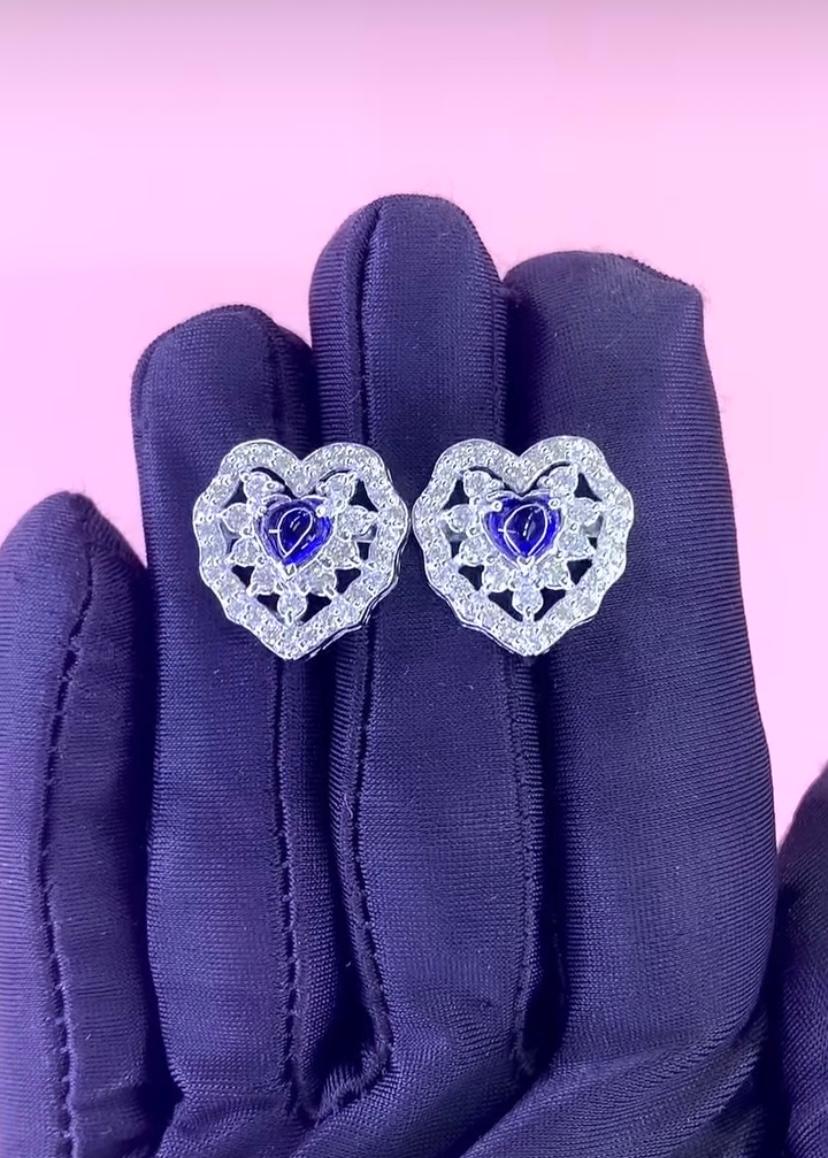 Heart Cut AIG Certified 1.80 Ct Ceylon Sapphire  1.30 Ct Diamonds 18K Gold Earrings For Sale