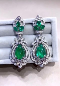 AIG Certified 18.00 Carat Zambian Emeralds  4.50 Ct Diamonds 18k Gold Earrings