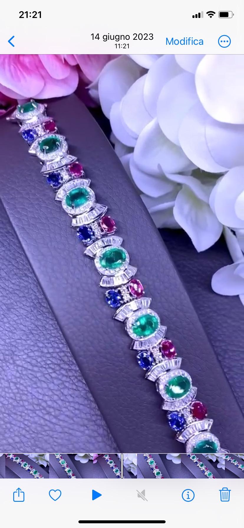 Women's or Men's AIG Certified 18.00 Ct  Emeralds Siam Rubies Ceylon Sapphires 18K Gold Bracelet For Sale