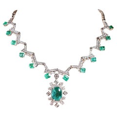 AIG Certified 18.60 Carats Zambian Emeralds 5.00 CT Diamonds 18K Gold Necklace