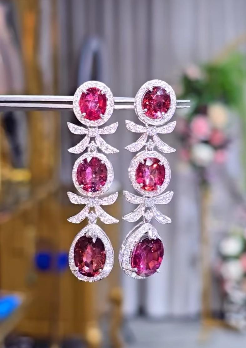 AIG Certified 19.00 Carats Untreated Rubellite Tourmalines Diamonds Earrings in vendita 4