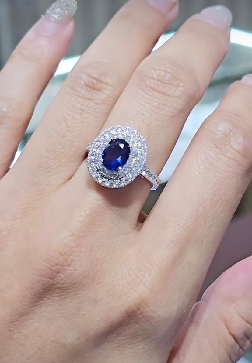 AIG zertifiziert 2,00 Karat Ceylon Saphir 1,00 Diamanten 18k Gold Ring im Angebot 1