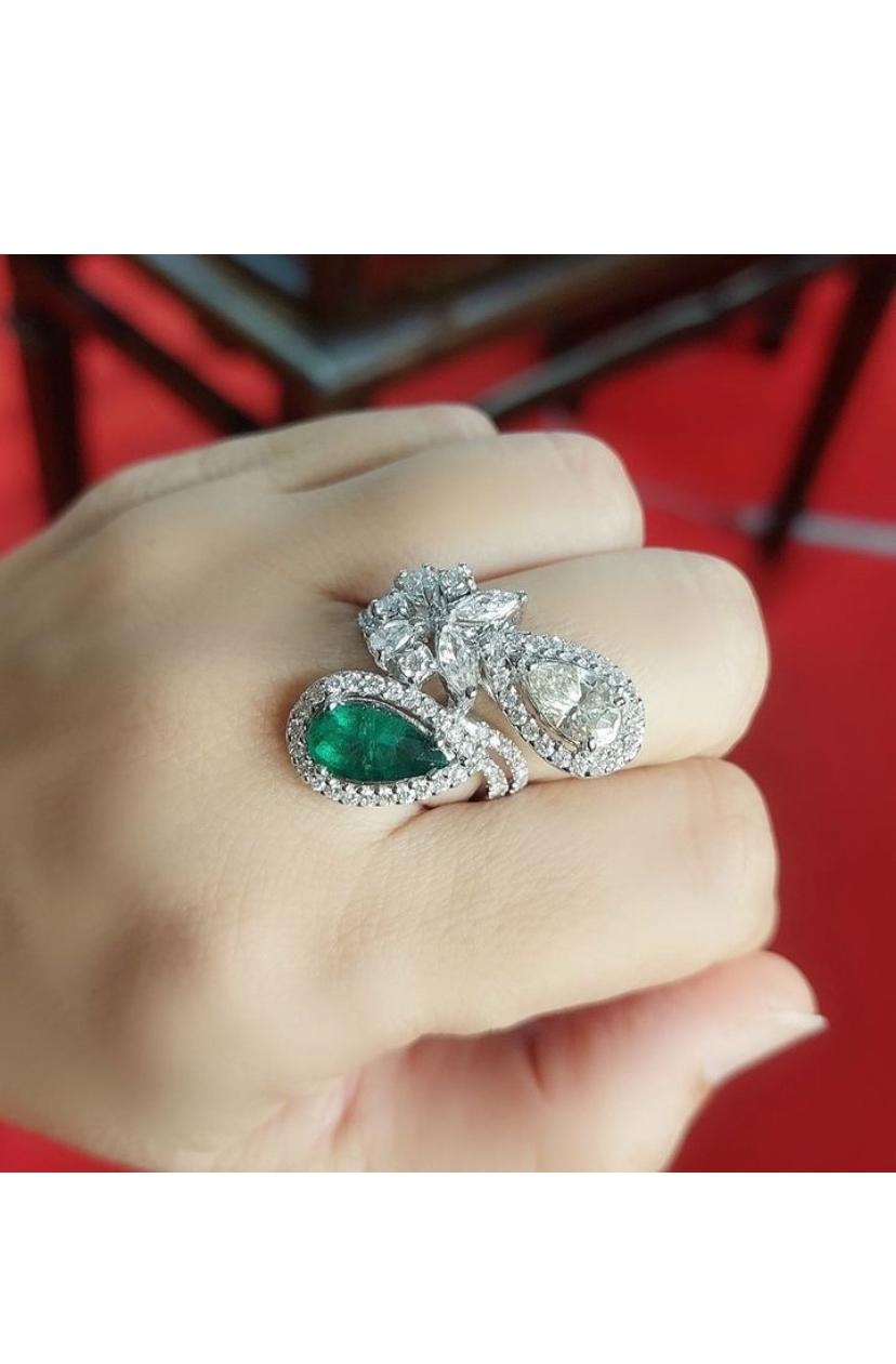 Esmeralda colombiana certificada AIG de 2,00 quilates  Anillo de oro de 18 quilates con diamantes de 3,00 quilates en venta 6