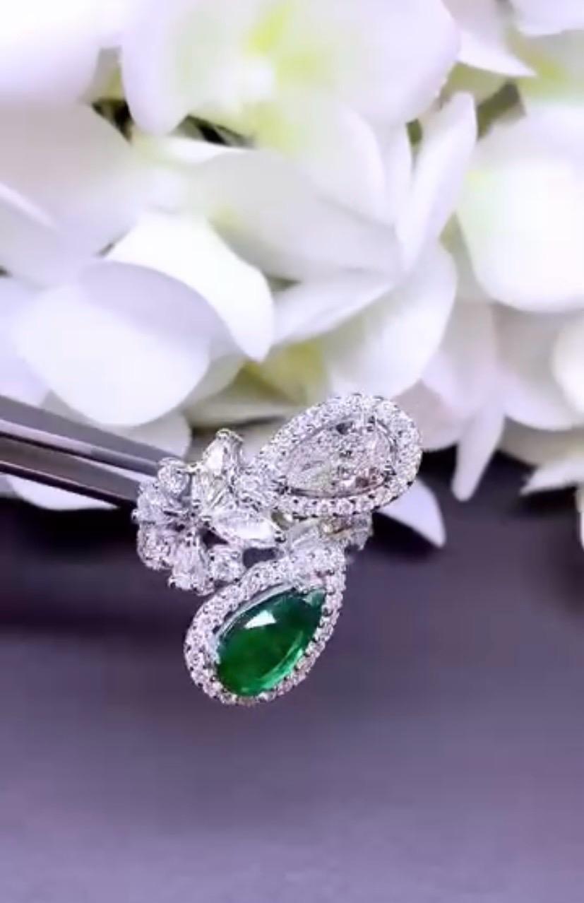 Esmeralda colombiana certificada AIG de 2,00 quilates  Anillo de oro de 18 quilates con diamantes de 3,00 quilates en venta 2