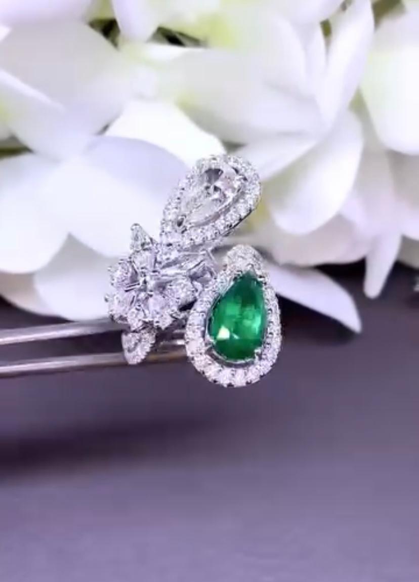 Esmeralda colombiana certificada AIG de 2,00 quilates  Anillo de oro de 18 quilates con diamantes de 3,00 quilates en venta 3