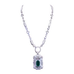 Émeraude de Zambie certifiée AIG 20.00 ct  Collier en or 18 carats avec diamants 15,30 carats