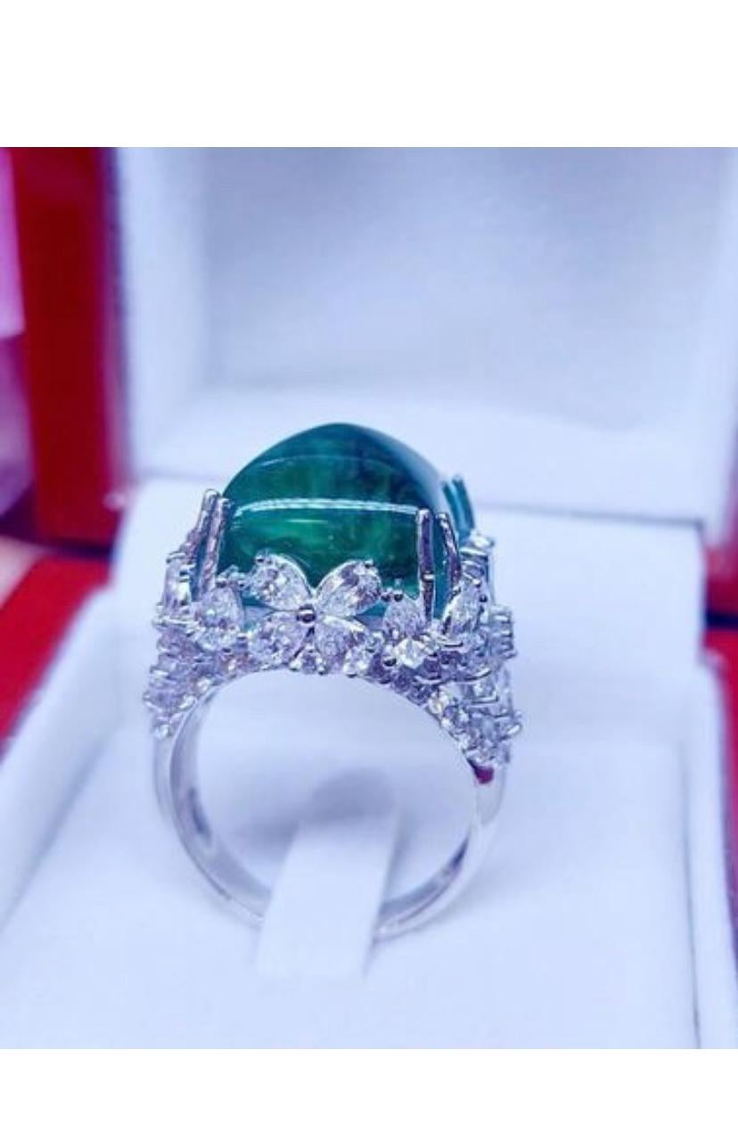 AIG-zertifizierte 20.02 Karat sambische Smaragde  2,32 Karat Diamanten 18k Gold Ring im Zustand „Neu“ im Angebot in Massafra, IT