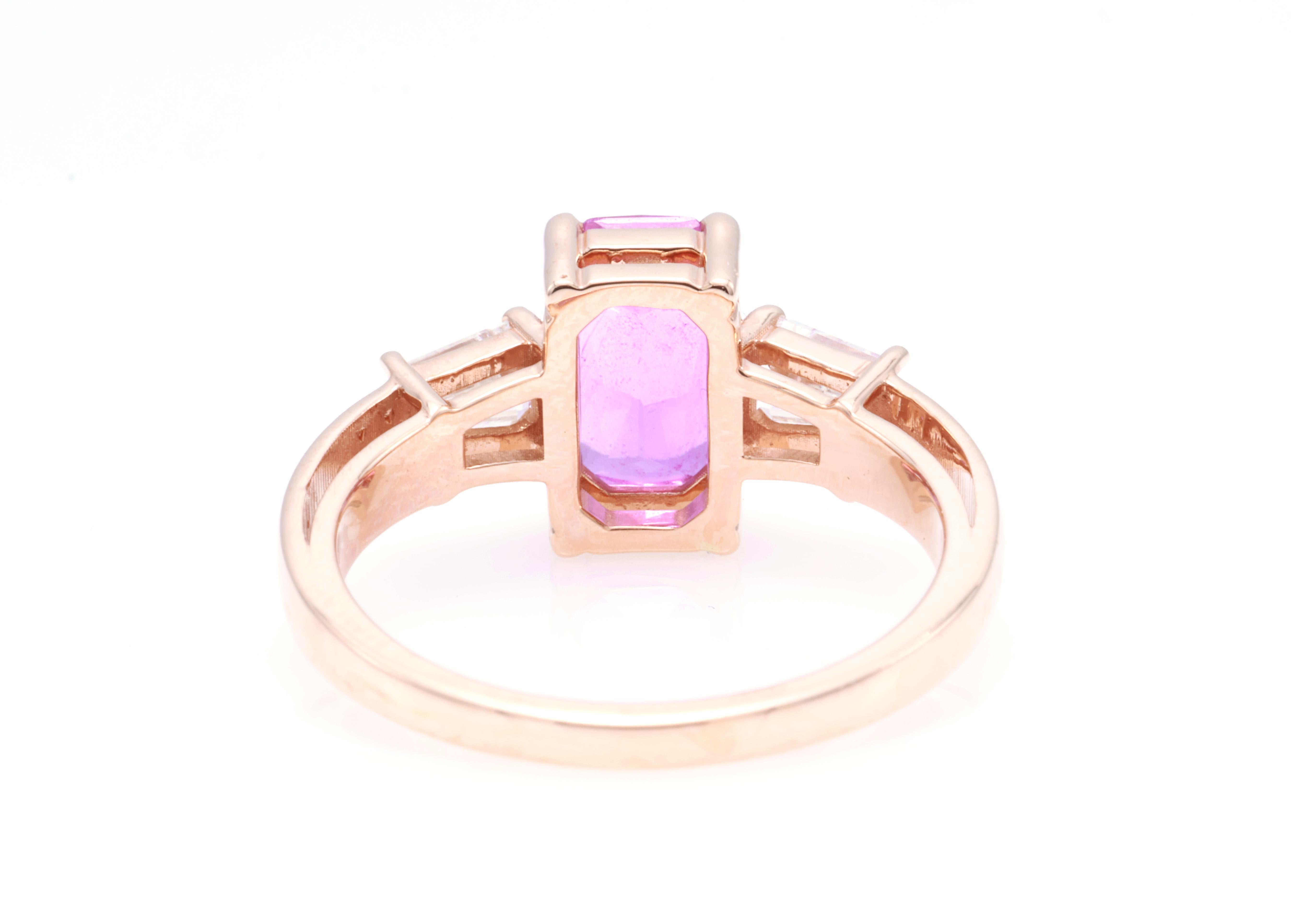 da uomo o donna Anello di diamanti con zaffiro rosa naturale certificato AIG da 2,02 carati in vendita