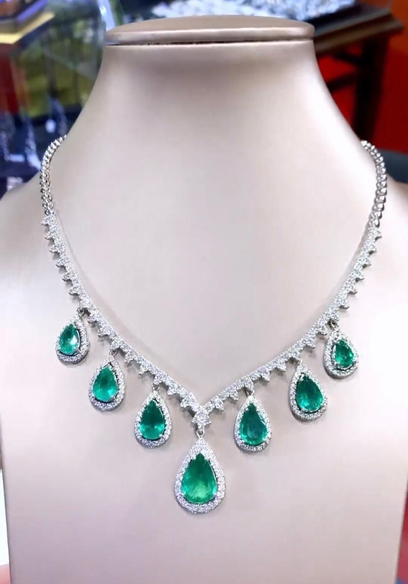 Pear Cut AIG Certified 20.54 Zambian Emeralds  6.24 Ct Diamonds 18K Gold Necklace  For Sale