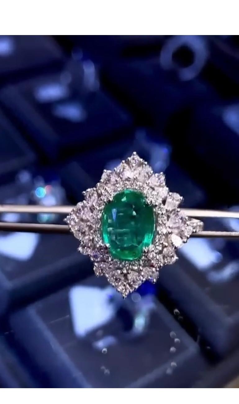 AIG Certified 2.08 Carats Zambian Emerald  1.20 Carats Diamonds 18k Gold Ring In New Condition For Sale In Massafra, IT