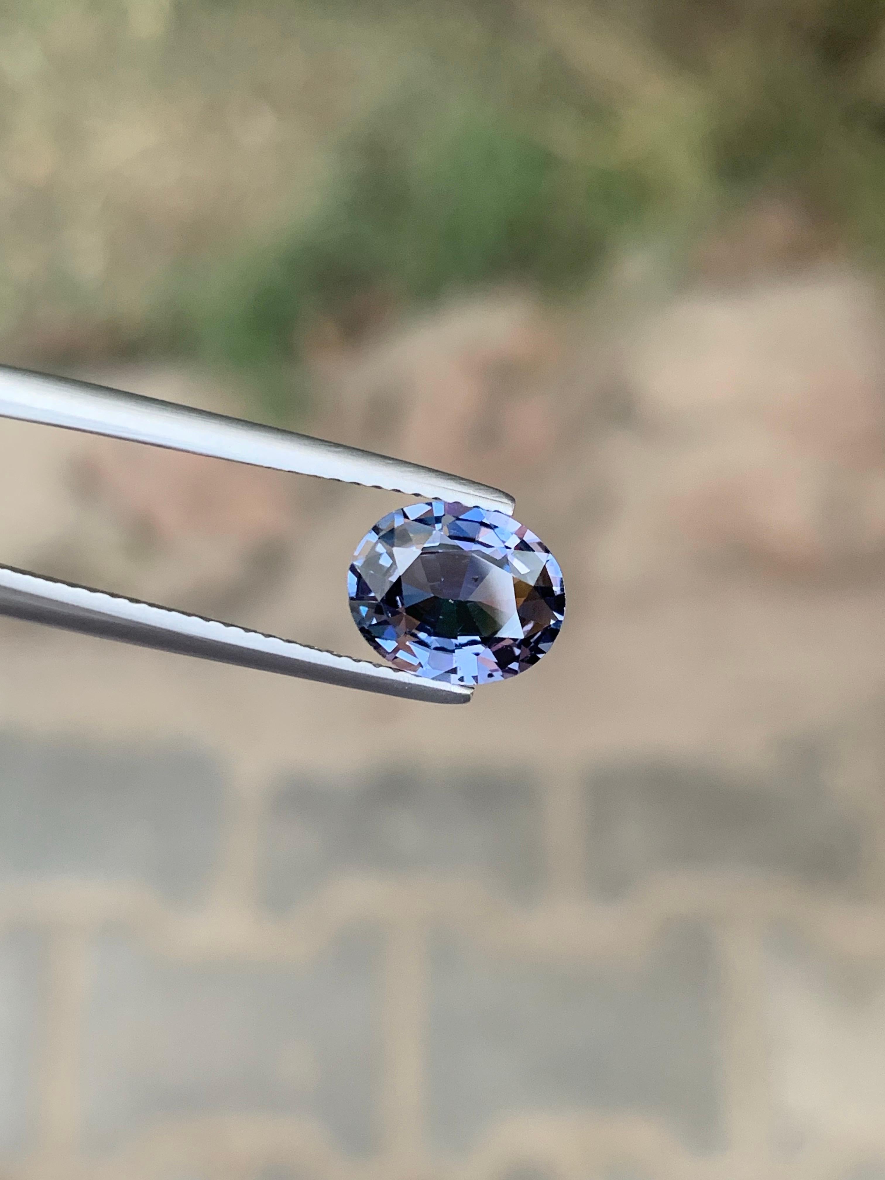 AIG zertifiziert 2,09 Karat natürlichen losen Spinell ovale Form Edelstein aus Tansania im Angebot 5