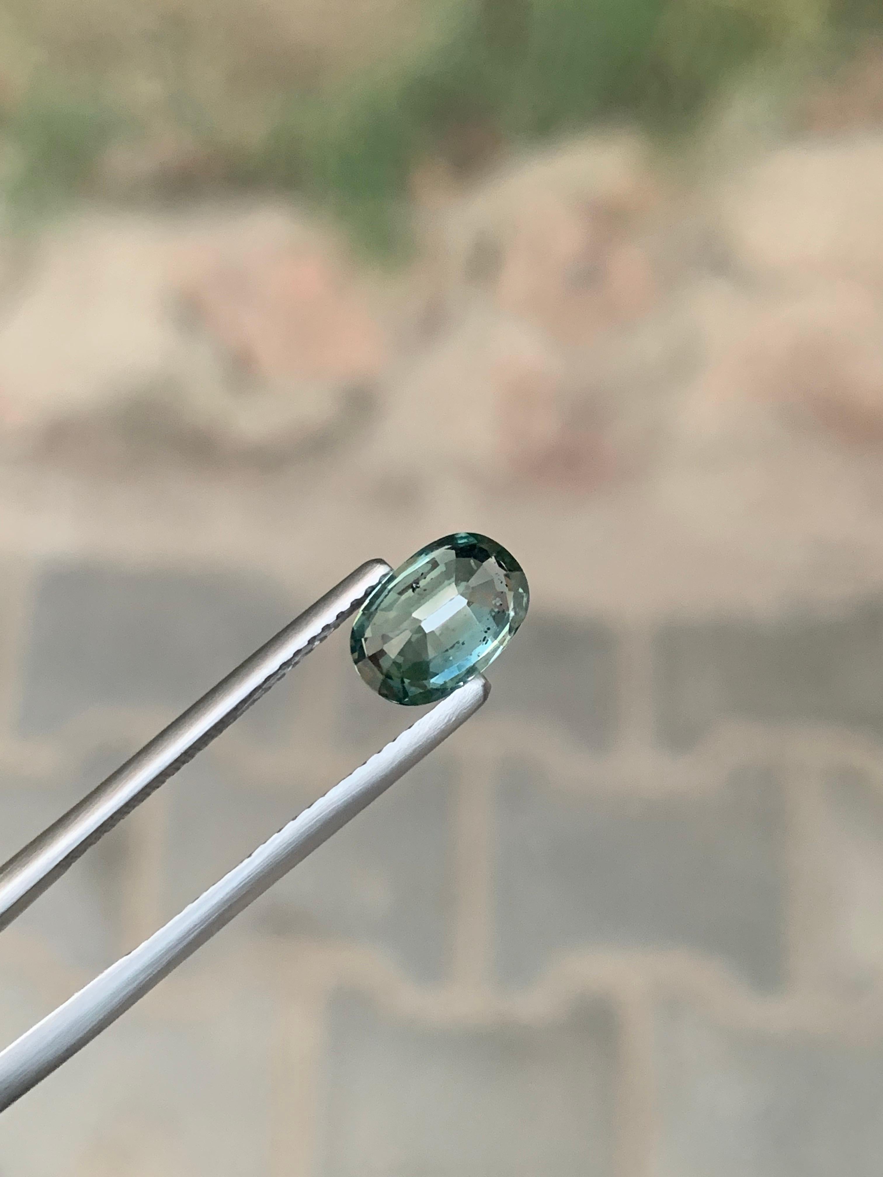 AIG zertifiziert 2,11 Karat natürlichen losen Teal Sapphire Oval Form Edelstein im Angebot 1