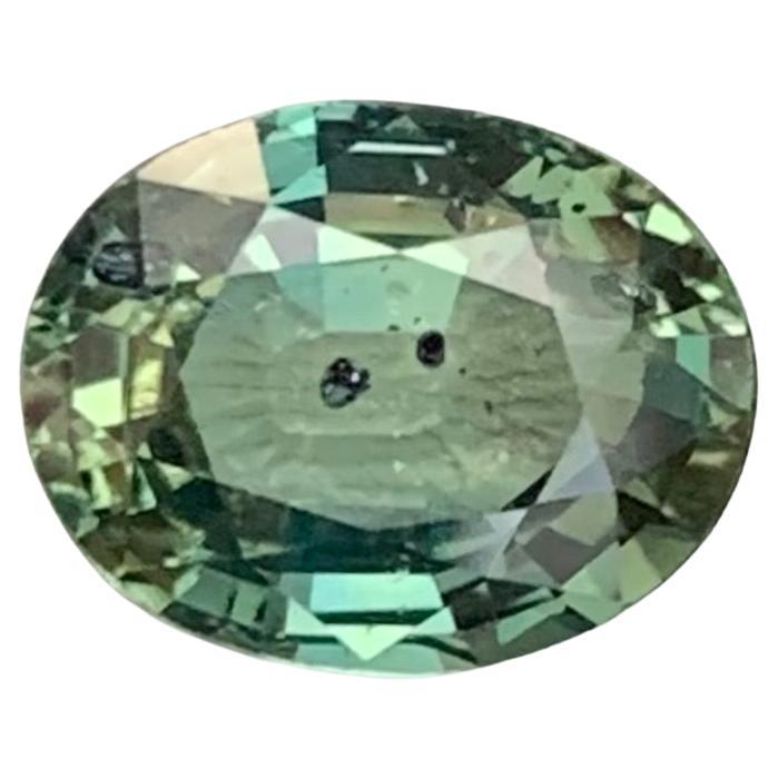 Gemma di forma ovale di zaffiro sciolto naturale del Madagascar certificata AIG da 2,15 carati