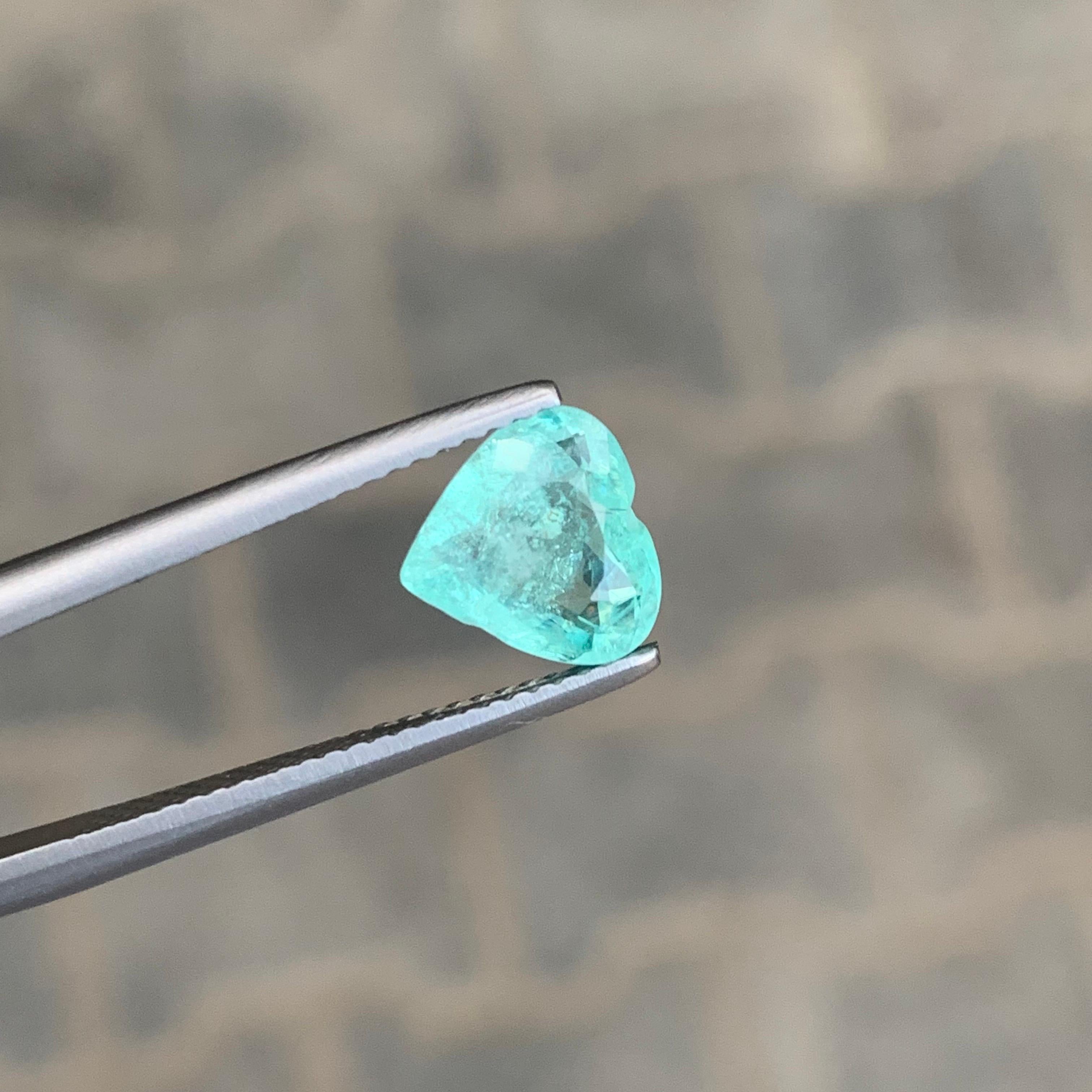 Femenino o masculino Gema natural suelta de turmalina paraiba en forma de corazón de 2.16 quilates certificada por AIG en venta