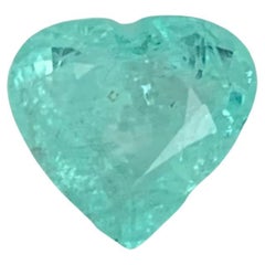 Gemma naturale sciolta a forma di cuore di tormalina Paraiba certificata AIG da 2.16 carati
