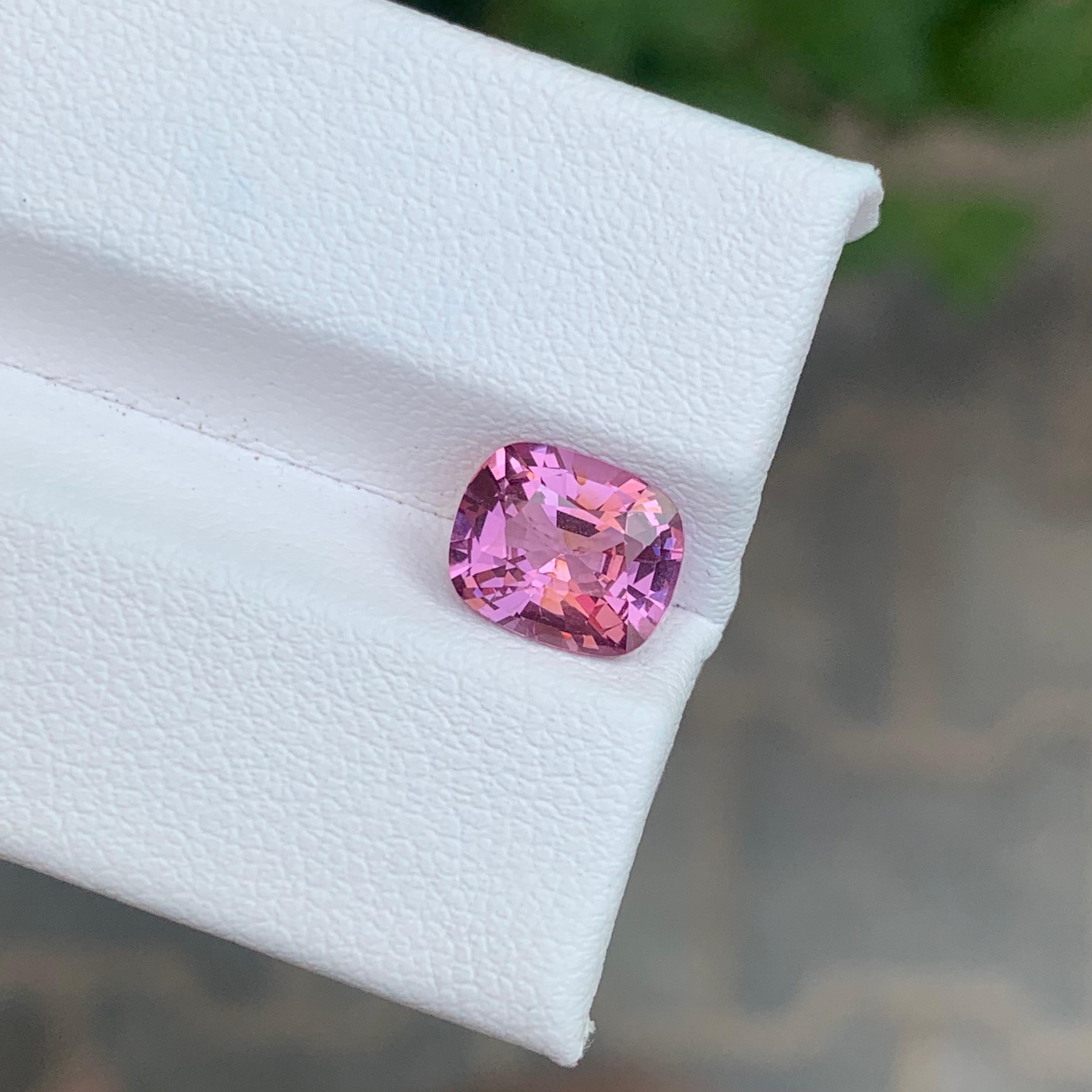 AIG Certified 2.19 Carat Natural Loose Pink Spinel Cushion Cut Gemstone For Sale 6