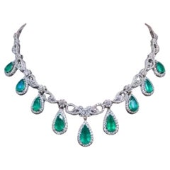 AIG Certified 22.00 Carats Zambian Emeralds 14.00 Ct Diamonds 18K Gold Necklace