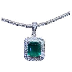 AIG Certified 2.25 Carat Zambian Emerald Diamonds 18K Gold Pendant