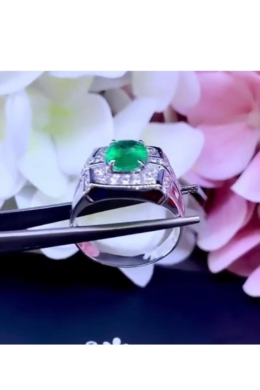 18 Karat Goldring, AIG-zertifizierter 2,25 Karat natürlicher sambischer Smaragd 1,10 Karat Diamant im Zustand „Neu“ im Angebot in Massafra, IT